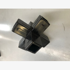 P60 Qubelok 6 Leg Connector Black